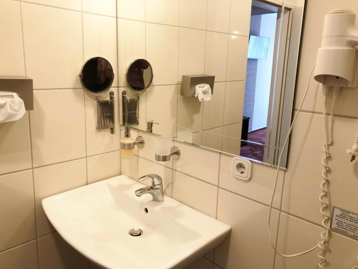 Atlas Berlin Hotel Bagian luar foto