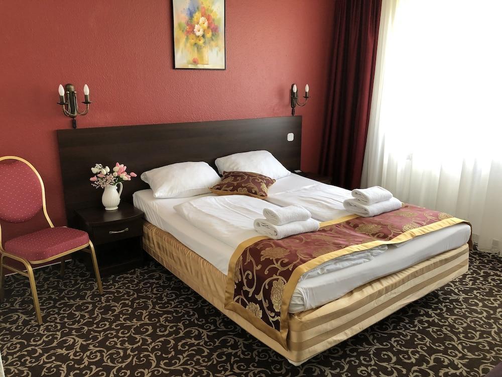 Atlas Berlin Hotel Bagian luar foto