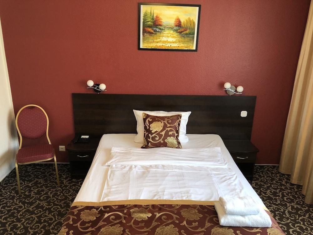 Atlas Berlin Hotel Bagian luar foto