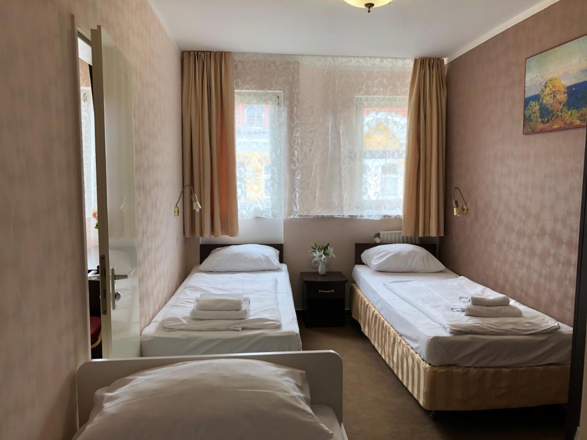 Atlas Berlin Hotel Bagian luar foto